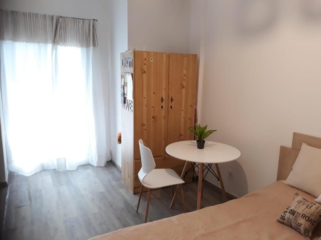 Fully Renovated Small & Cosy Studio Atenas Exterior foto
